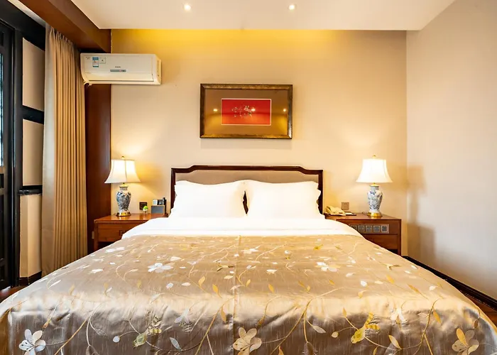 BUDDHA ZEN HOTEL, CHENGDU ****